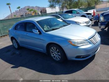  Salvage Chrysler 200