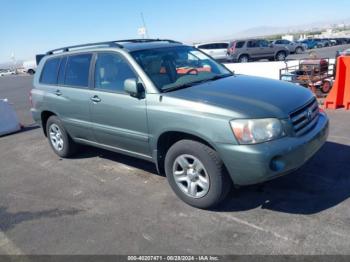  Salvage Toyota Highlander