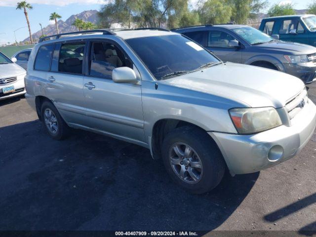  Salvage Toyota Highlander