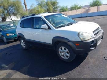  Salvage Hyundai TUCSON