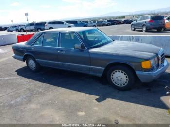  Salvage Mercedes-Benz 300