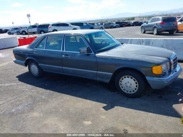  Salvage Mercedes-Benz 300