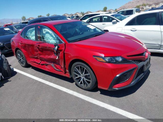  Salvage Toyota Camry