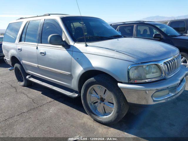  Salvage Ford Expedition