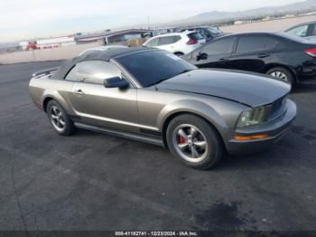  Salvage Ford Mustang