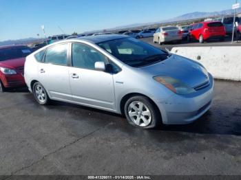  Salvage Toyota Prius