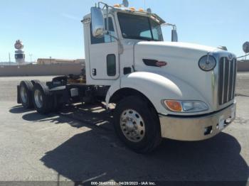  Salvage Peterbilt 384