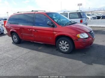  Salvage Chrysler Town & Country