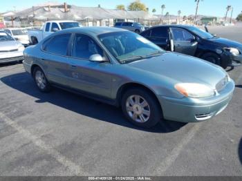  Salvage Ford Taurus