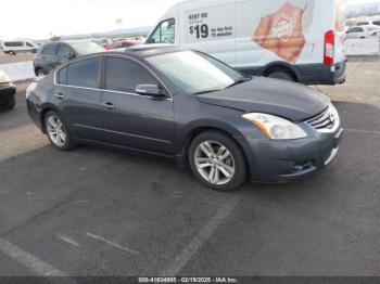  Salvage Nissan Altima