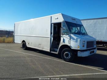  Salvage Freightliner Chassis