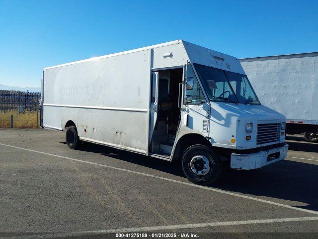  Salvage Freightliner Chassis