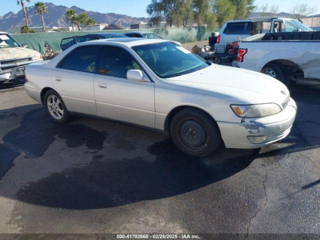  Salvage Lexus Es