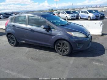  Salvage Ford Fiesta