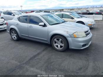  Salvage Dodge Avenger