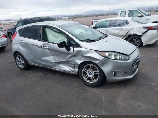  Salvage Ford Fiesta