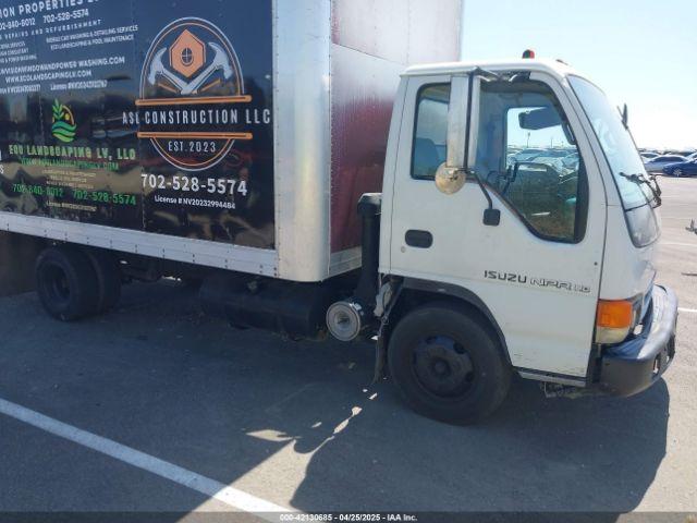  Salvage Isuzu Npr