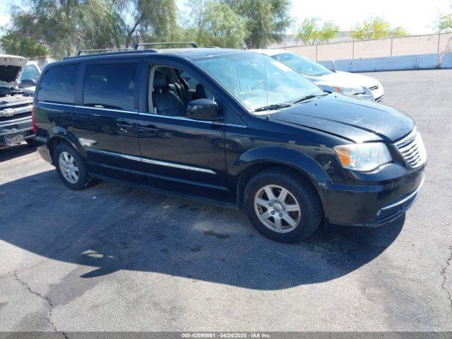  Salvage Chrysler Town & Country