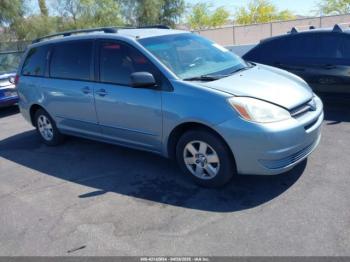  Salvage Toyota Sienna