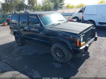  Salvage Jeep Cherokee