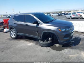  Salvage Jeep Compass