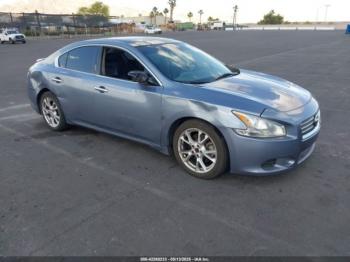 Salvage Nissan Maxima