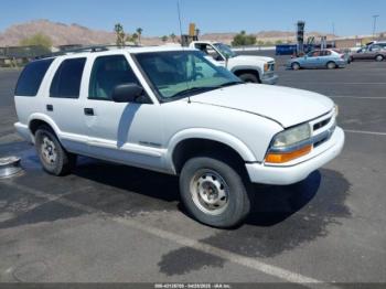  Salvage Chevrolet Blazer