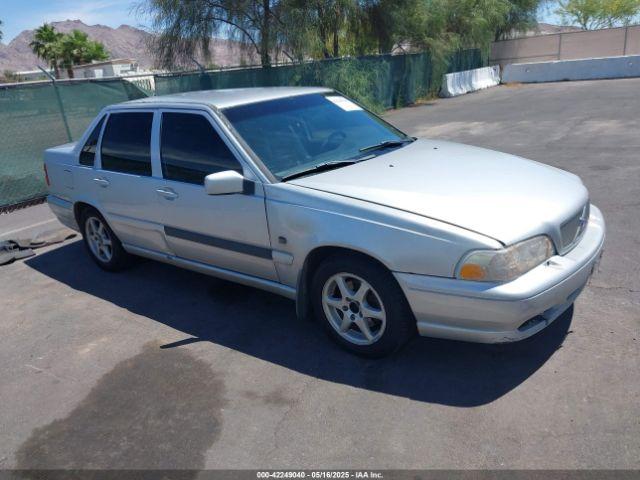  Salvage Volvo S70