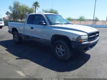  Salvage Dodge Dakota