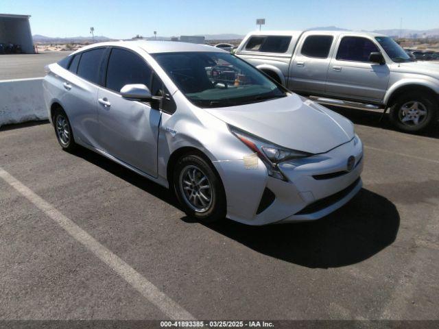  Salvage Toyota Prius