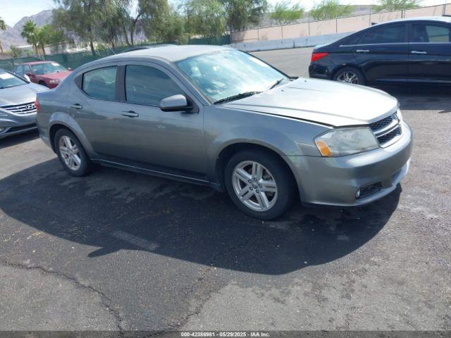  Salvage Dodge Avenger