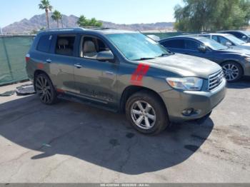  Salvage Toyota Highlander