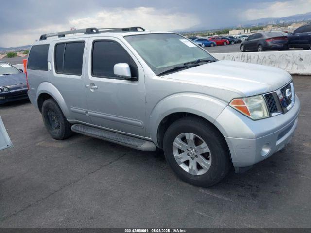  Salvage Nissan Pathfinder