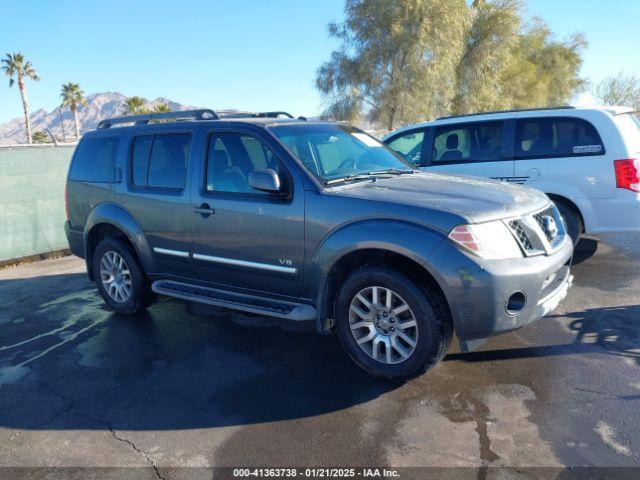  Salvage Nissan Pathfinder