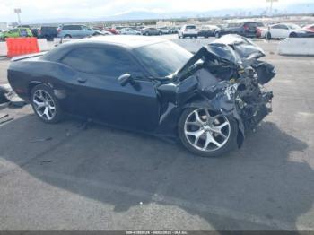  Salvage Dodge Challenger