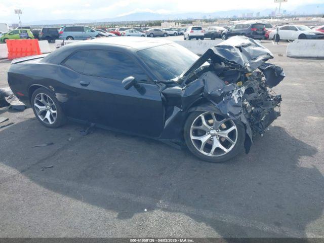  Salvage Dodge Challenger