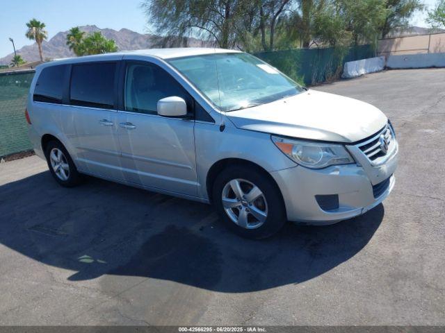  Salvage Volkswagen Routan