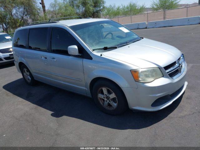  Salvage Dodge Grand Caravan
