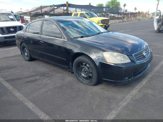  Salvage Nissan Altima
