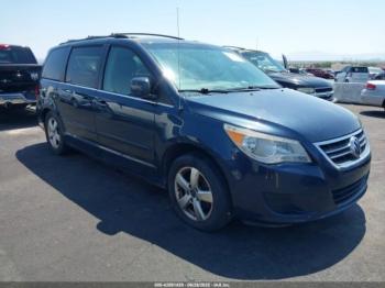  Salvage Volkswagen Routan