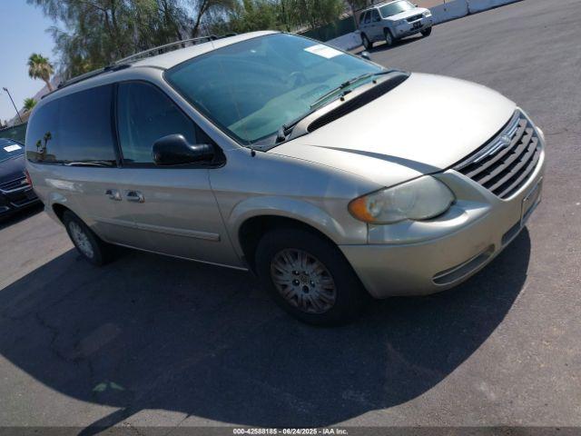  Salvage Chrysler Town & Country