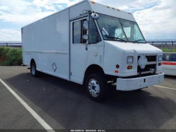  Salvage Freightliner Chassis