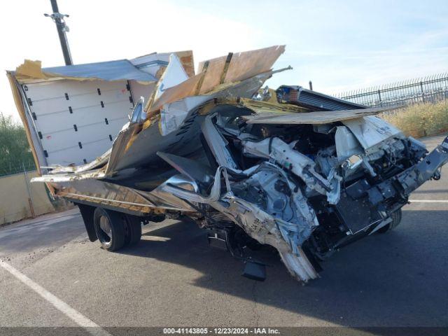  Salvage Isuzu Nrr