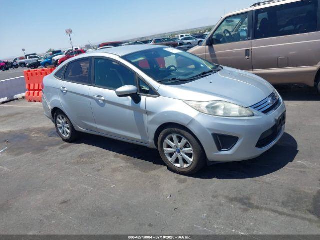 Salvage Ford Fiesta