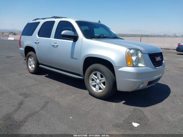  Salvage GMC Yukon