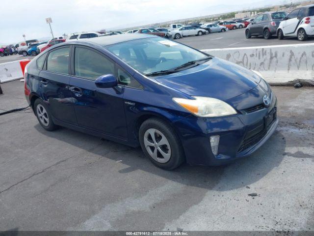  Salvage Toyota Prius