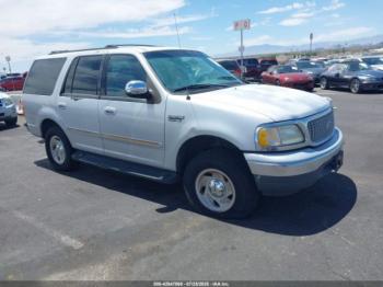  Salvage Ford Expedition