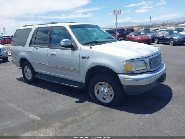  Salvage Ford Expedition