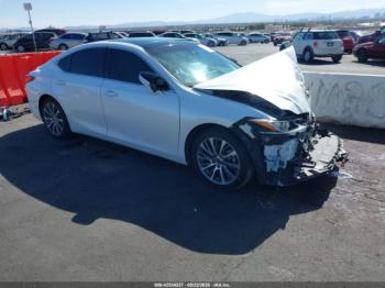  Salvage Lexus Es