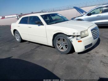  Salvage Chrysler 300